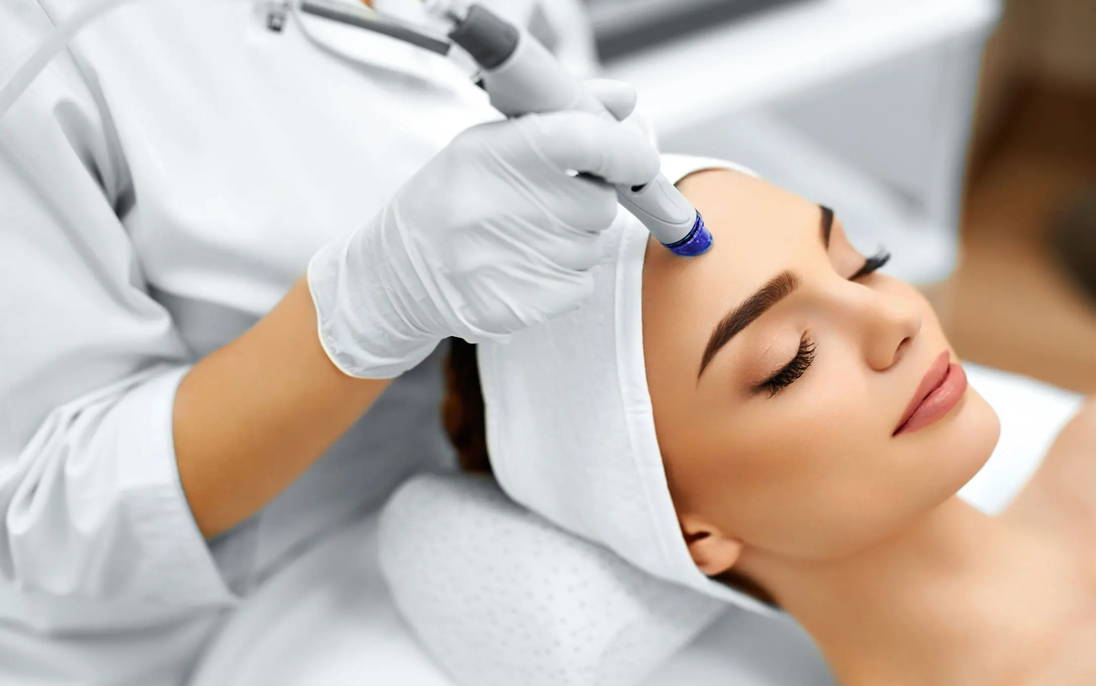 What Is Collagen Lift Therapy and How Can It Help Ageing, Loose Skin Ponders End?